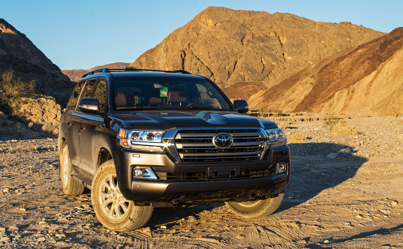 Illustration for article titled The 2018 Toyota Land Cruiser Bends The World To Its Will